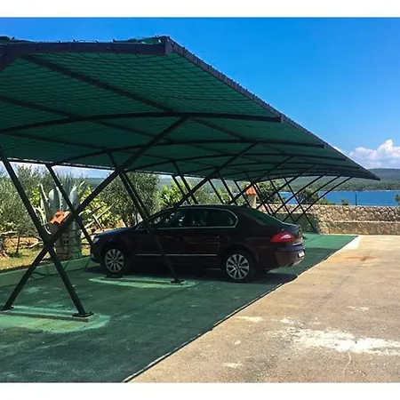 S Bazenom Mavrinac Villa