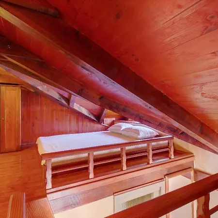 S Bazenom Mavrinac *